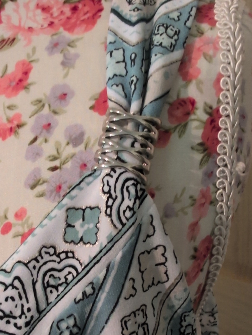 White House Black Market Blue and Cream Printed Mini Dress - Picture 2 of 8